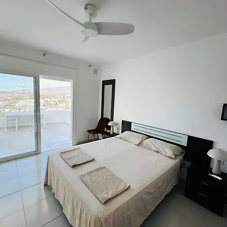 Island Village Heights Panoramic View Large Terrace San Eugenio 아데제