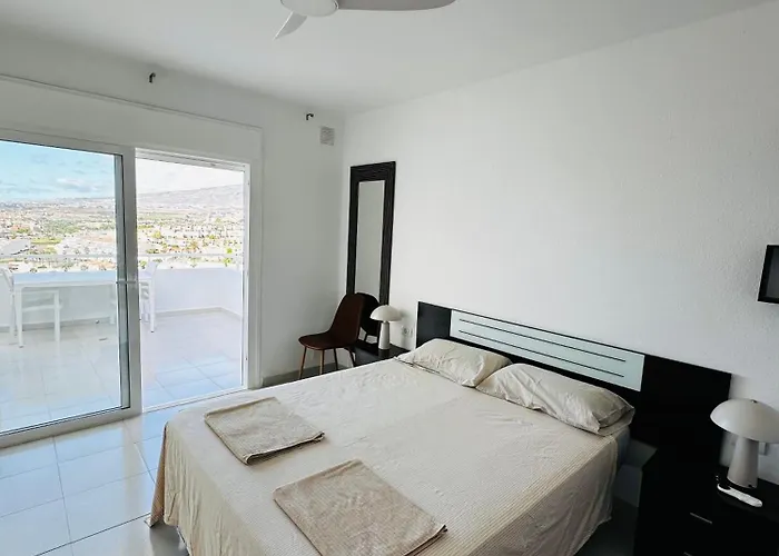 Island Village Heights Panoramic View Large Terrace San Eugenio アデヘ